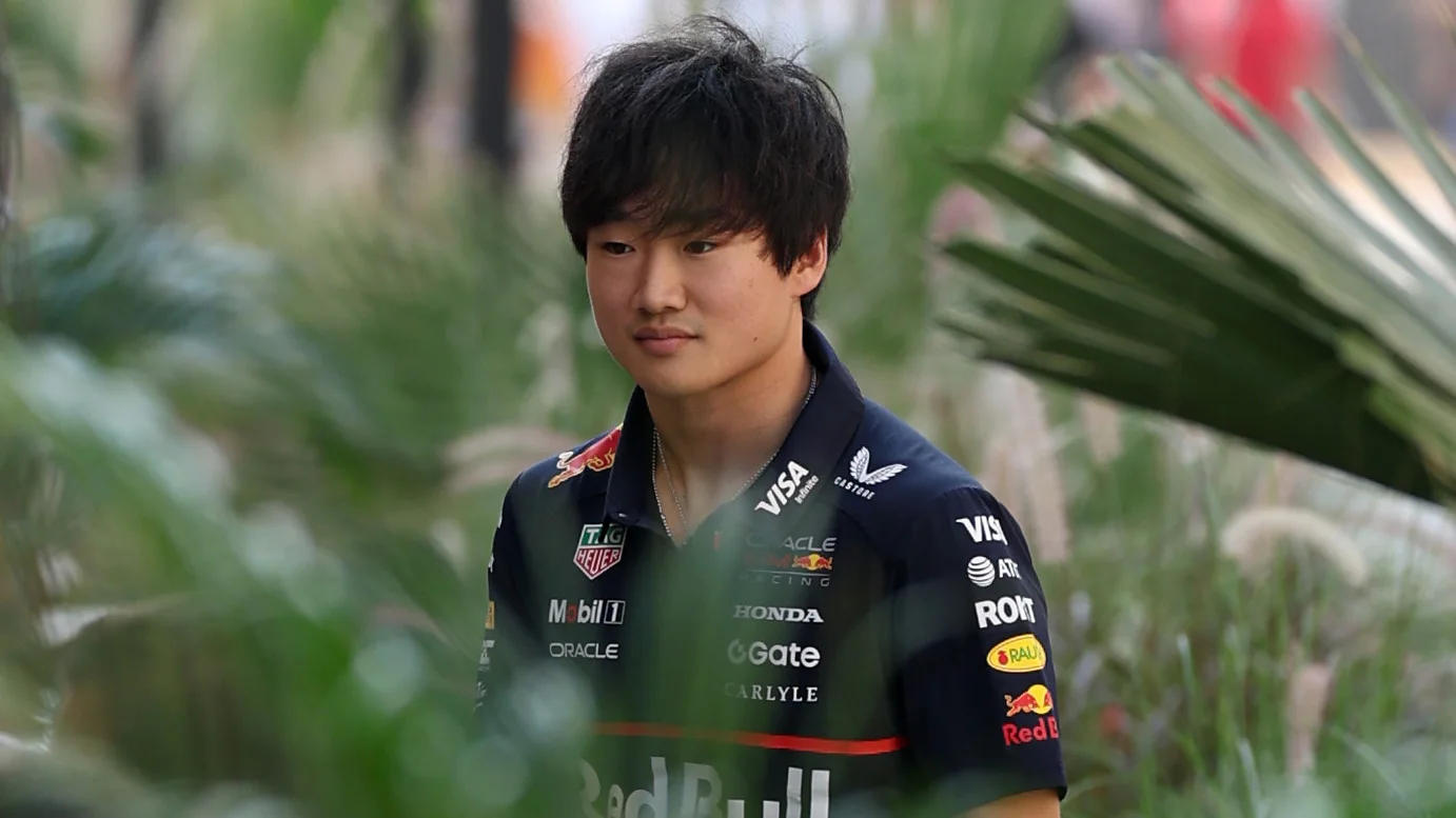 ABU DHABI, UNITED ARAB EMIRATES - DECEMBER 04: Yuki Tsunoda of Japan and Oracle Red Bull Racing